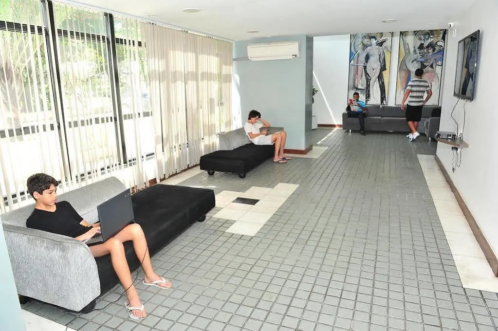 אפרטהוטל Apartamento Familia Recife Flat Service 3*,  ברזיל